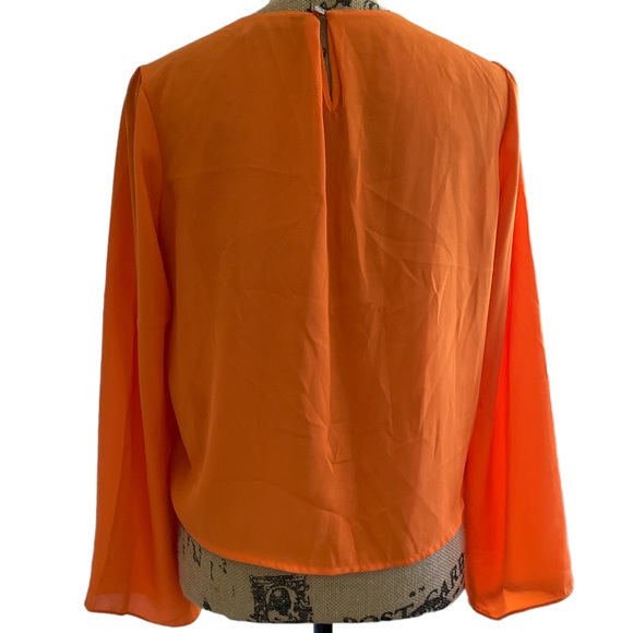 🍊Vince Camuto • orange blouse • xs - Picture 3 of 5